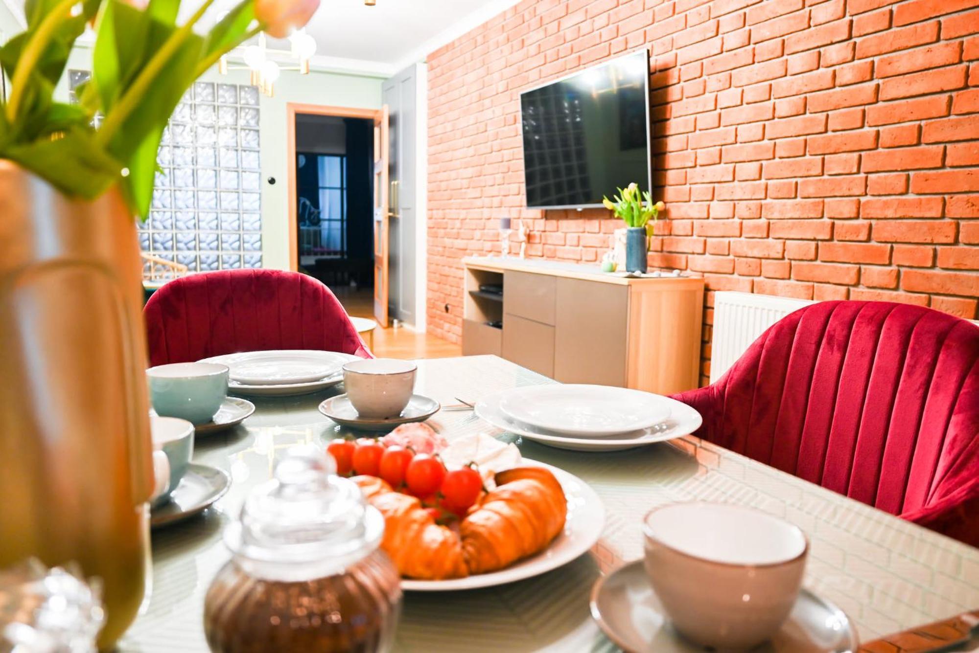 Apartament Przy Glownym Rynku Косцежина Экстерьер фото